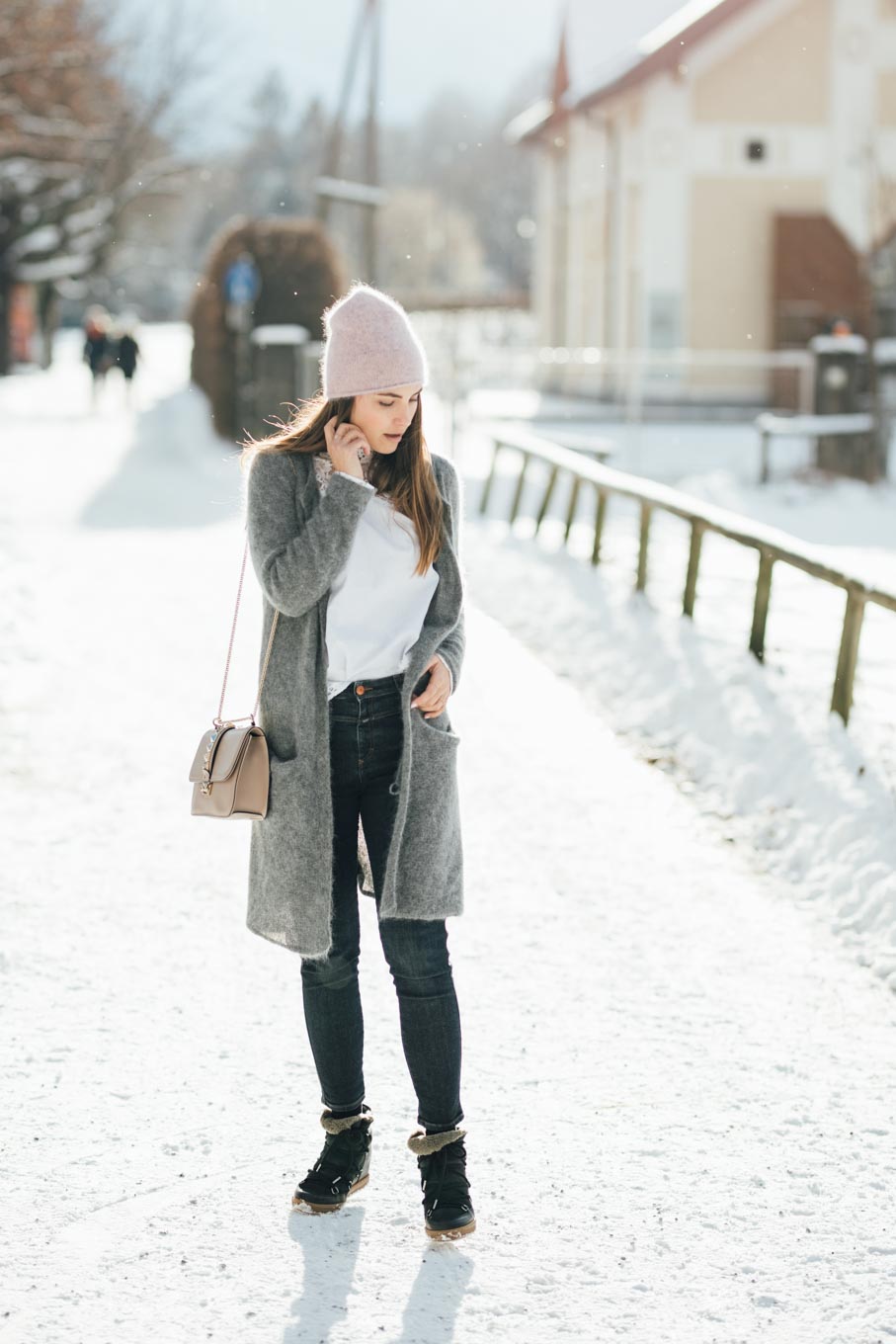 OUTFIT: Let it snow! | Sandro Lace Blouse, Valentino Rockstud Lockbag, Grey Cardigan, Rosé Beanie, Isabel Marant Nowles Boots | You rock my life