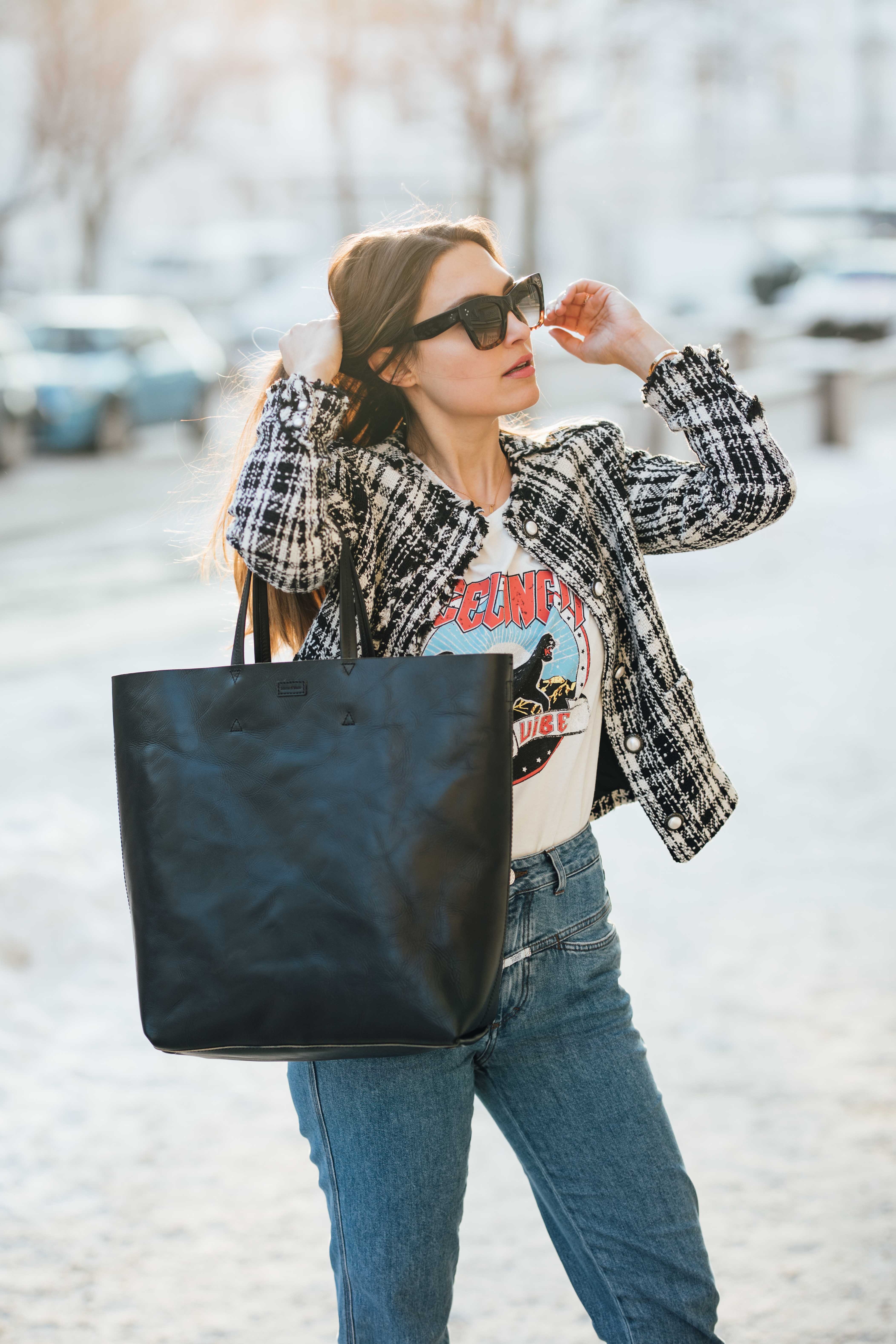OUTFIT: Marc O'Polo 50'Bag, Céline Catherine Sunglasses, Closed Jeans, Zara Blazer, H&M Band T-Shirt | You rock my life by Nina Wro