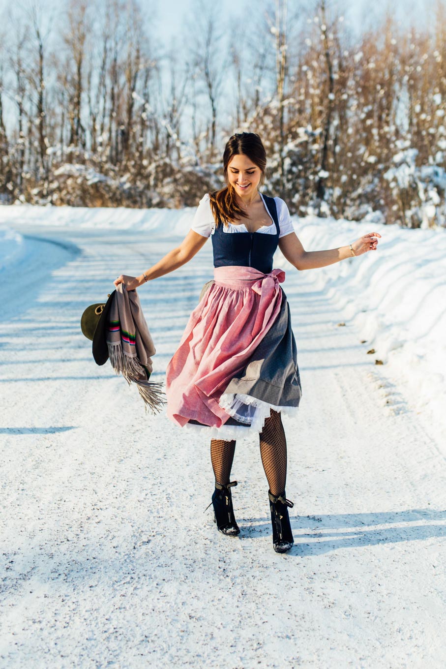 OUTFIT: Dirndl - The most flattering dress. Trachten Forstenlechner x Wildschütz | You rock my life