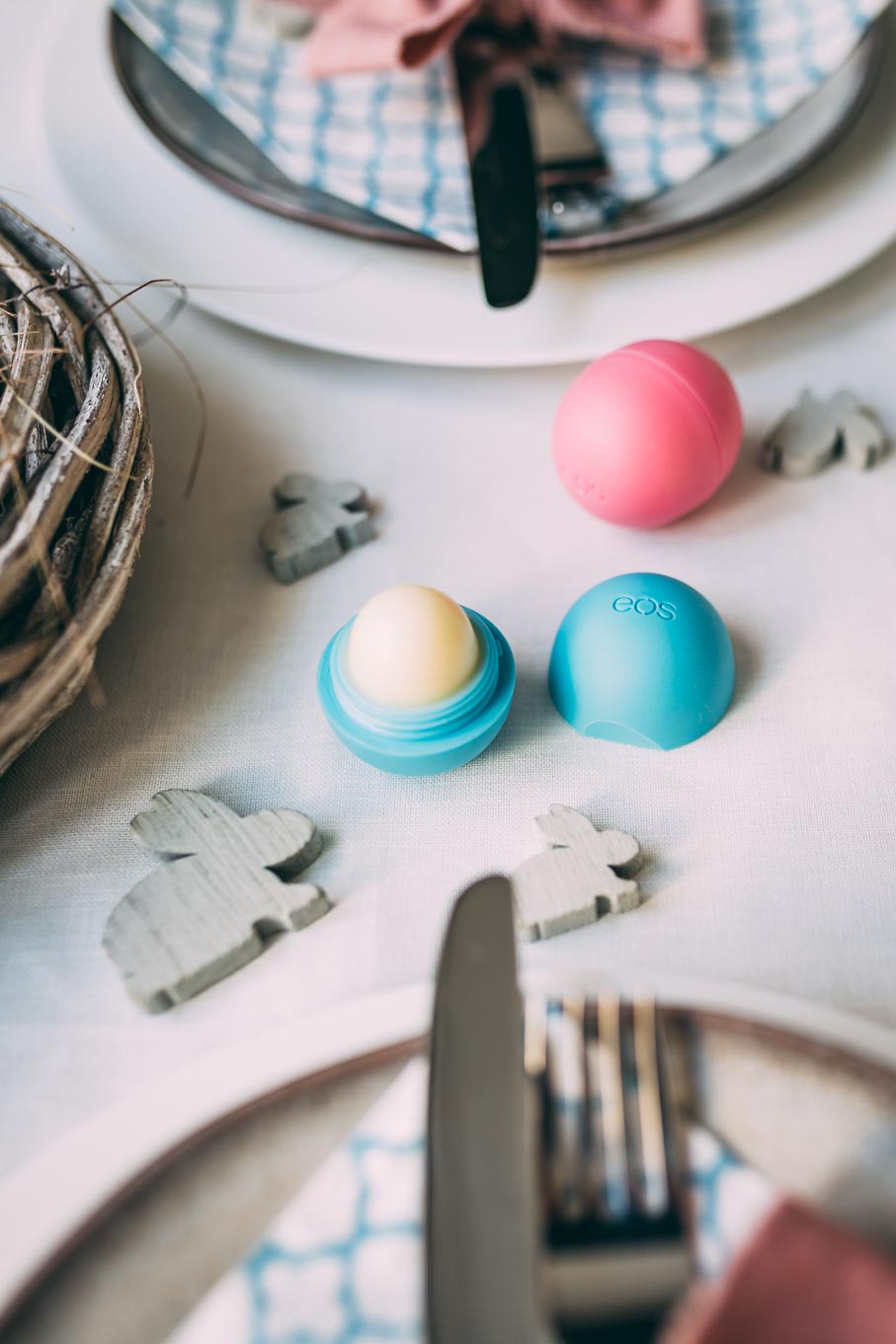 RECIPE: Homemade Mousse Au Chocolate Eggs & Easter Deco with EOS | www.yourockmylife.com