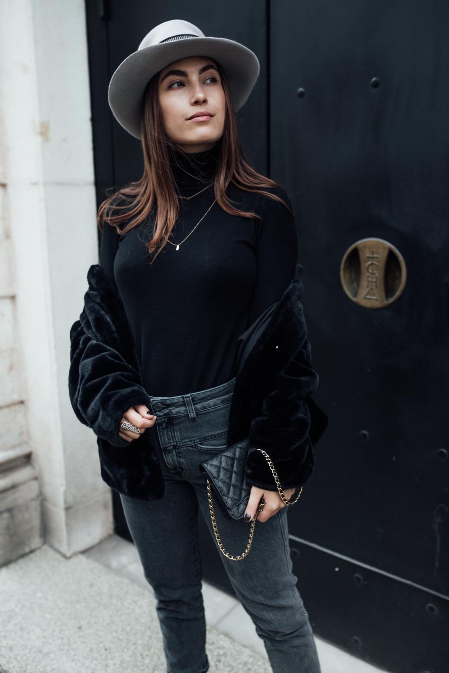 Outfit: Must Have Of The Season: Black Turtleneck | Closes Pedal Pusher Jeans, Chanel Wallet On Chain WOC, Dr. Martens Boots, Nomade Moderne Hat, Leo Mathild Jewelry | you rock my life