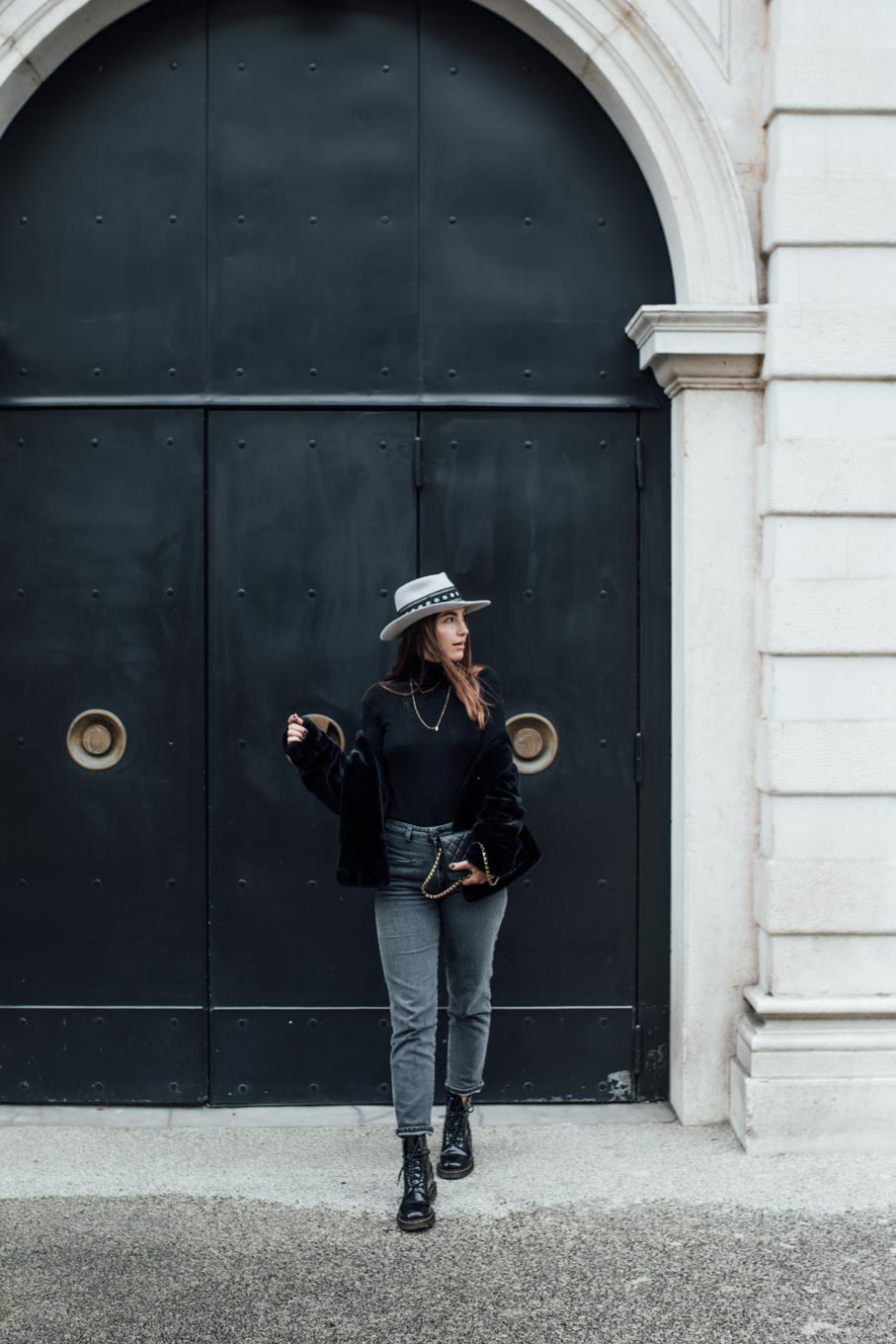 Outfit: Must Have Of The Season: Black Turtleneck | Closes Pedal Pusher Jeans, Chanel Wallet On Chain WOC, Dr. Martens Boots, Nomade Moderne Hat, Leo Mathild Jewelry | you rock my life