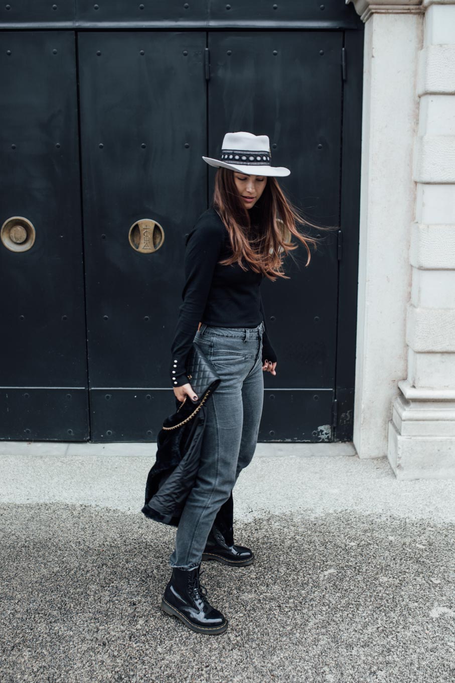 Outfit: Must Have Of The Season: Black Turtleneck | Closes Pedal Pusher Jeans, Chanel Wallet On Chain WOC, Dr. Martens Boots, Nomade Moderne Hat, Leo Mathild Jewelry | you rock my life