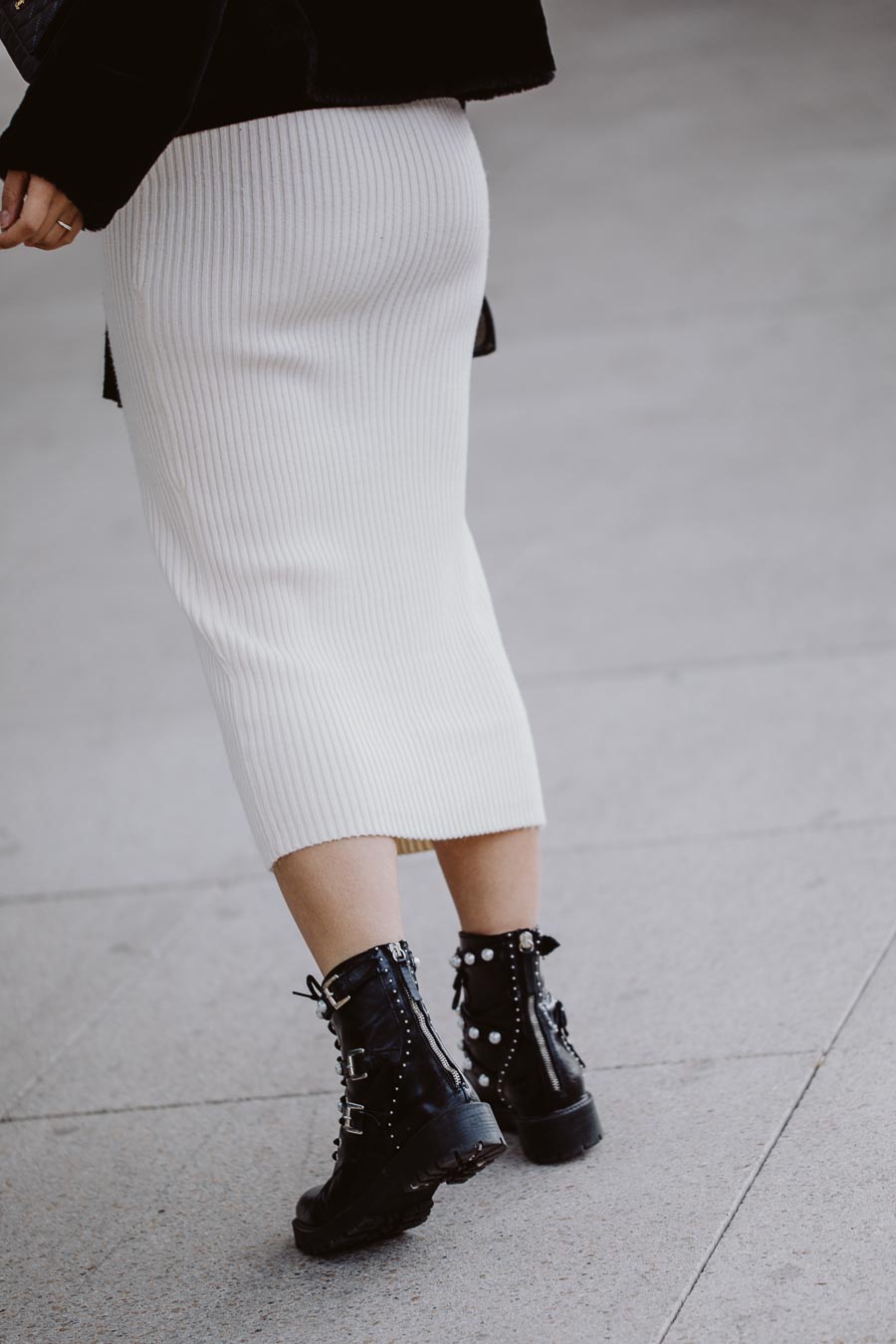 Outfit: Black and White, Wool Skirt, Sandro Paris Sweater, Anna Inspiring Jewelry, Chanel Wallet on Chain, Zara Boots, Messy Bun | you rock my life