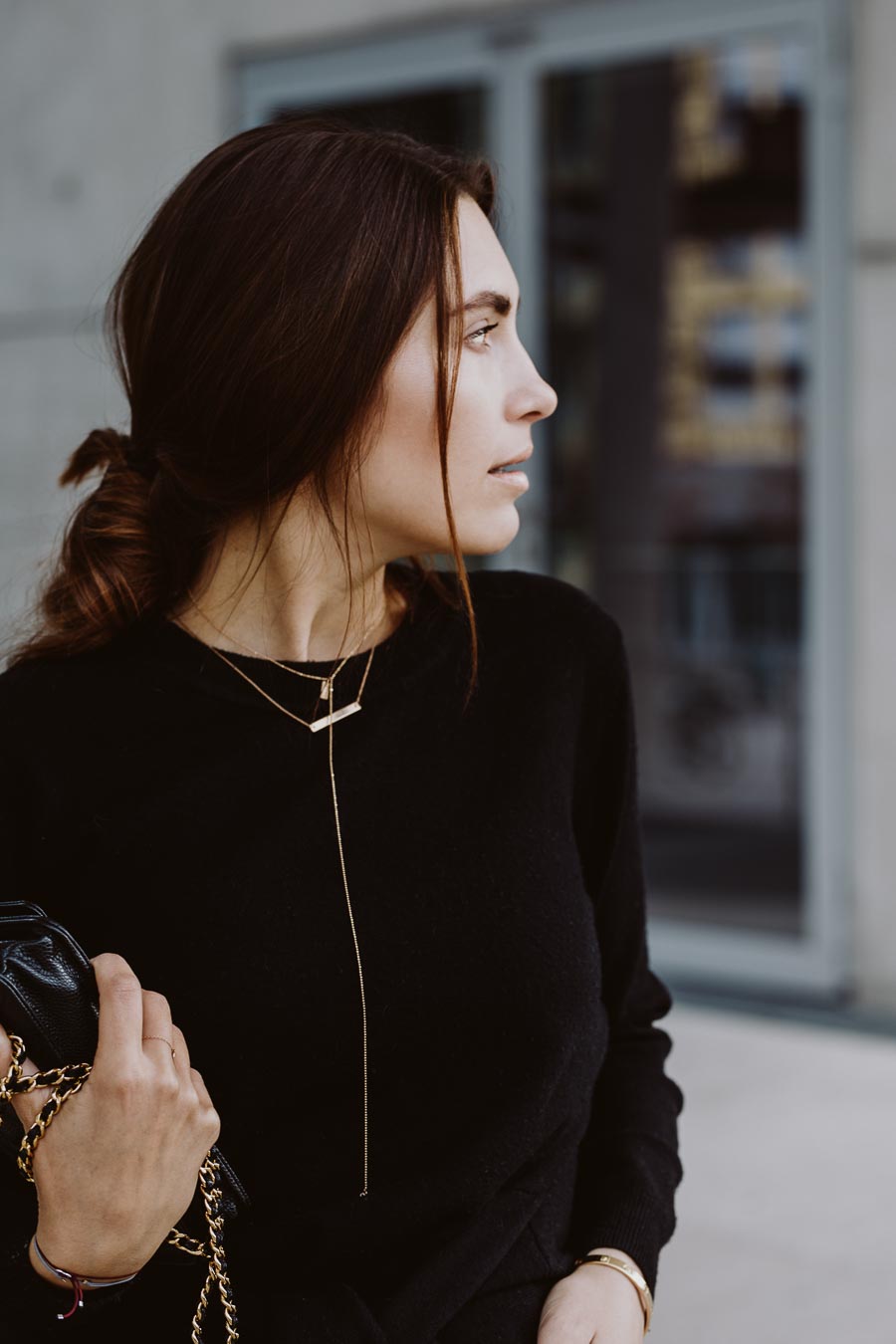 Outfit: Black and White, Wool Skirt, Sandro Paris Sweater, Anna Inspiring Jewelry, Chanel Wallet on Chain, Zara Boots, Messy Bun | you rock my life