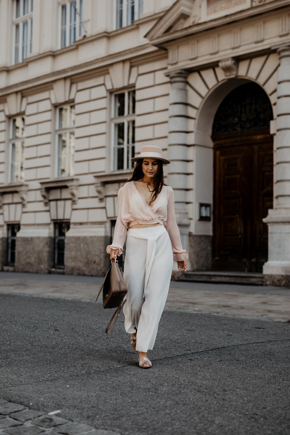 Outfit: Blush Pink - Esthé Clothing & Aigner Lexi Bag | You Rock My Life