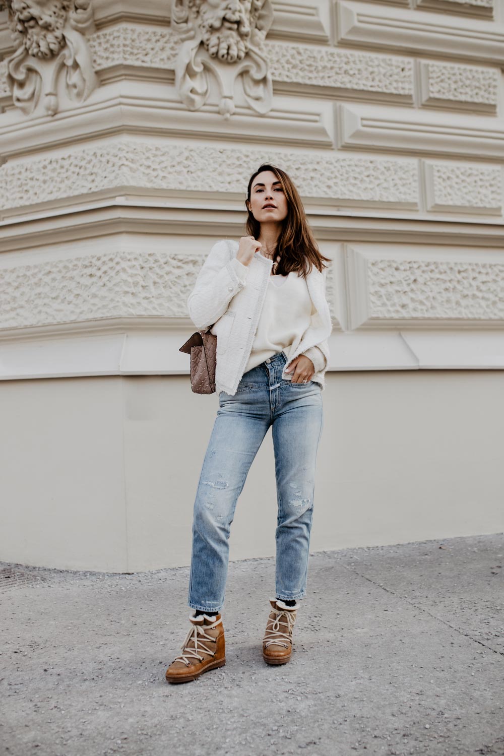 Outfit: Valentino Rockstud Spike Bag, Isabel Marant Nowles Boots, Closed Jeans, Tweed Blazer | you rock my life