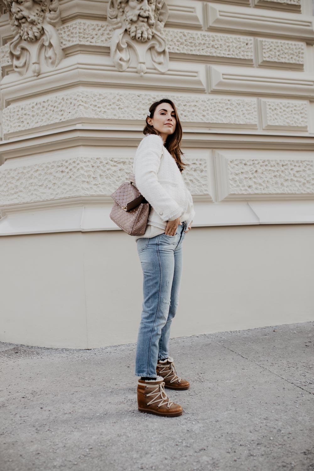 Outfit: Valentino Rockstud Spike Bag, Isabel Marant Nowles Boots, Closed Jeans, Tweed Blazer | you rock my life