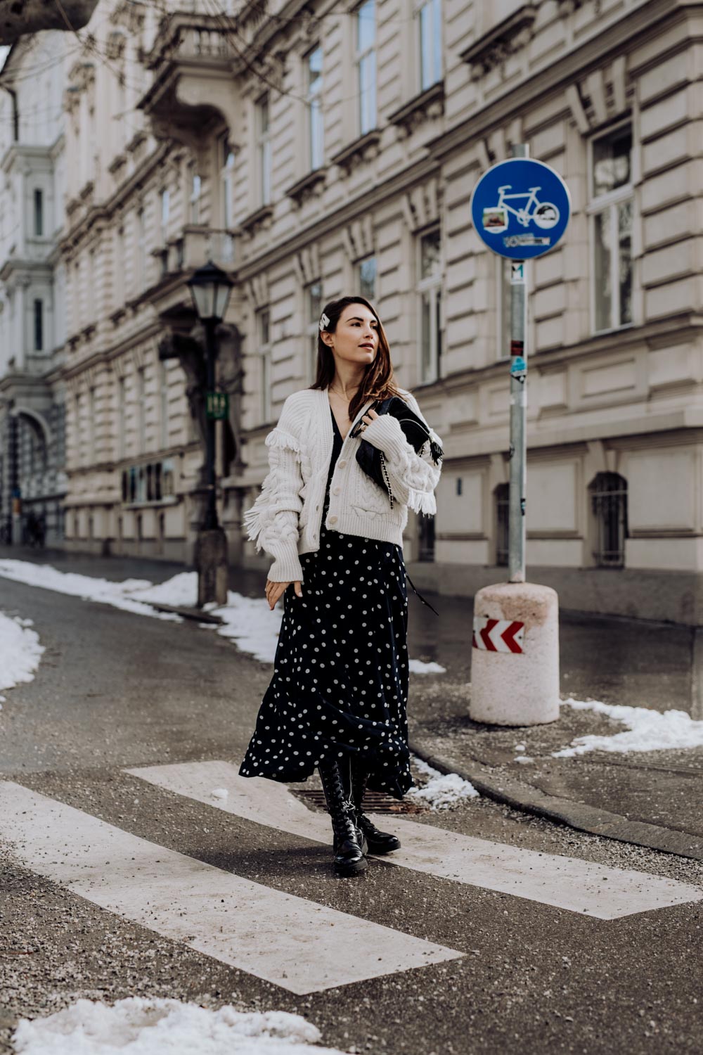 Black polka dot dress outfit hotsell