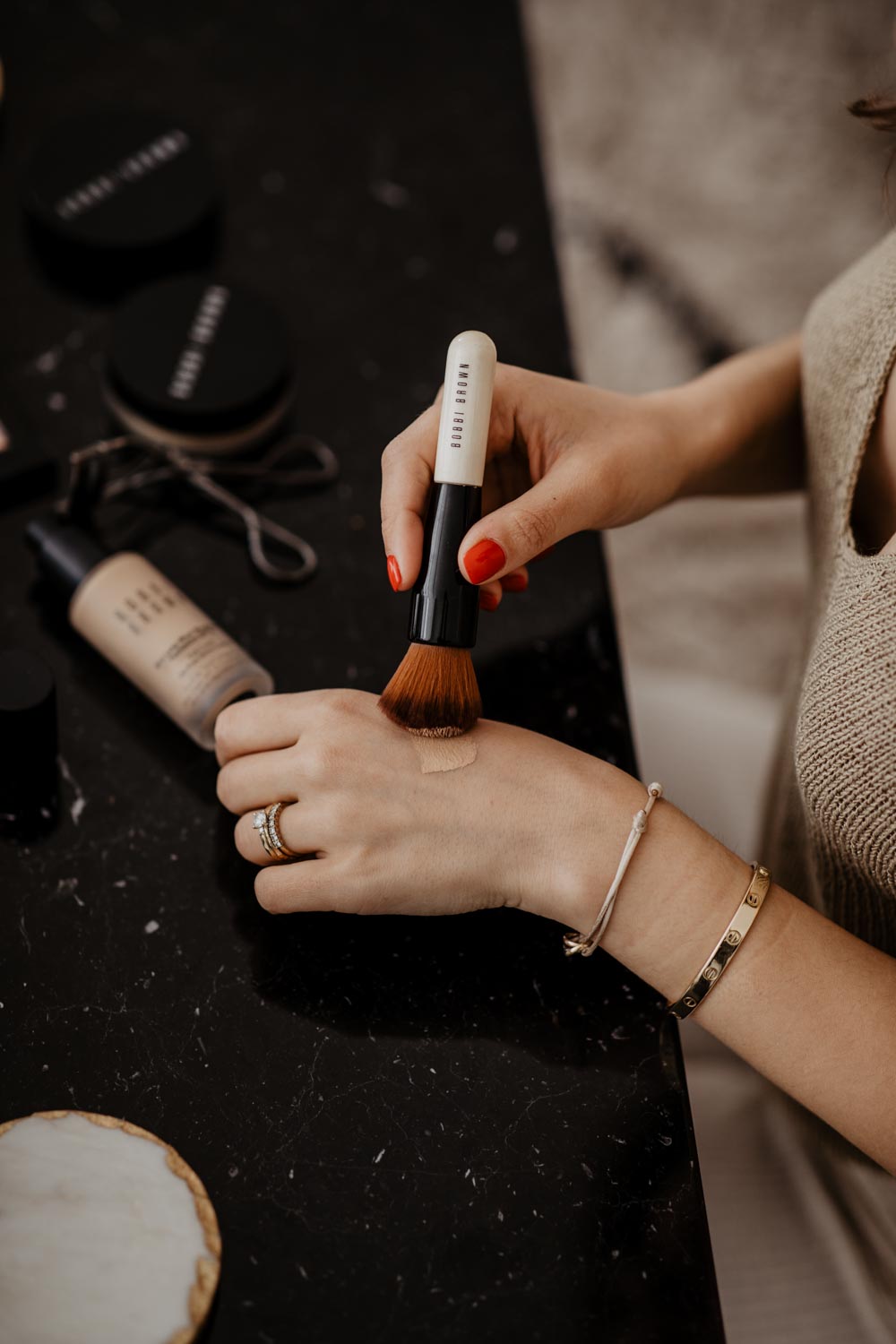 Bobbi Brown Skin Long-Wear Weightless Foundation Review | You Rock My Life